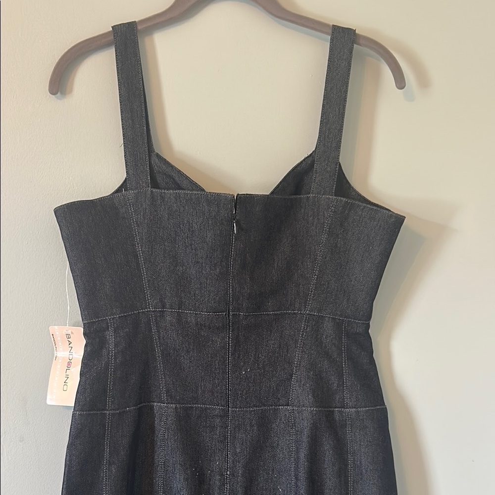 Elegant Dark Denim Dress - Picture 3 of 3
